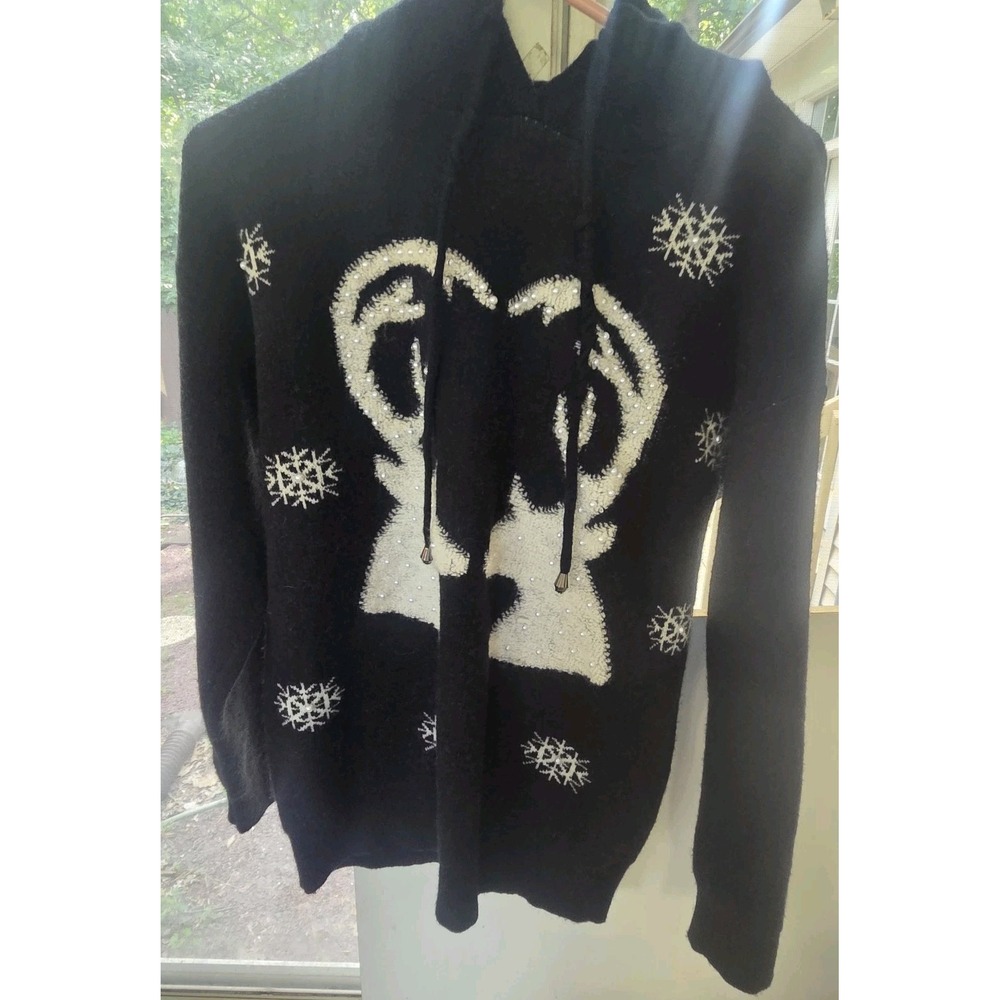 Women's AZ Knit Sweater SZ S/M Black  White Hoodie Deer Heart Snowflakes Pearls